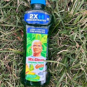 adidas Green and Blue Cleaning Solution